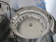 Αυτόματη μηχανή κάλυψης πλήρωσης πετρελαίου σακουλών σωλήνων υψηλής ταχύτητας με το ανοξείδωτο 304